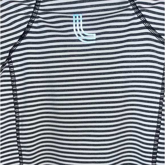 Lolë long sleeve zip up🏃♀️ - Picture 6 of 6